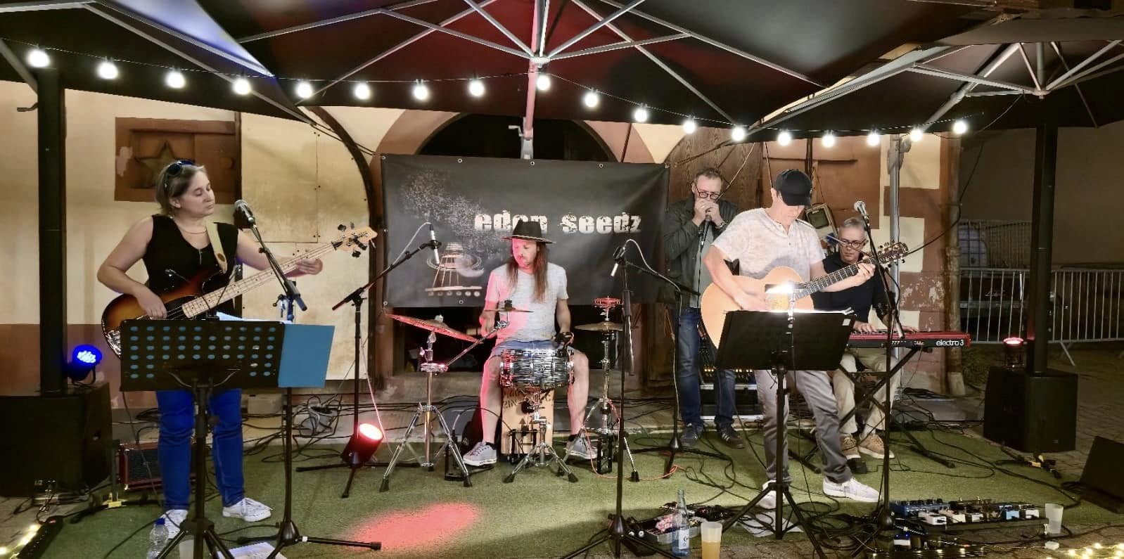 Eden Seedz en concert en extérieur — ambiance estivale acoustique en Alsace